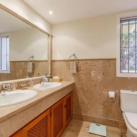 Cumbres Del Rodeo Apartment *